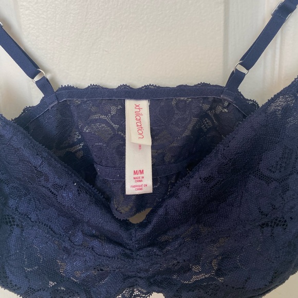 Navy lace bralette - Picture 2 of 2